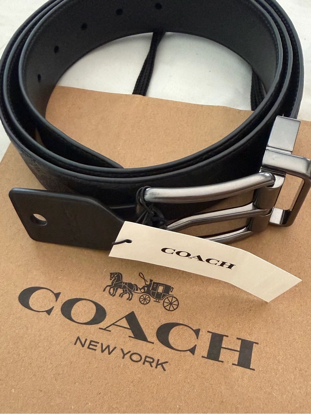 Coach Black Embossed Signature Leather Belt with Brushed Metal Buckle ⚫️